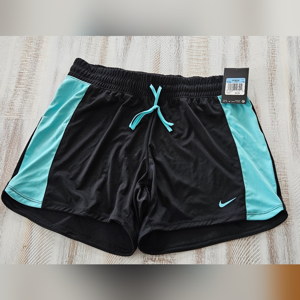 NIKE women's shorts size M
